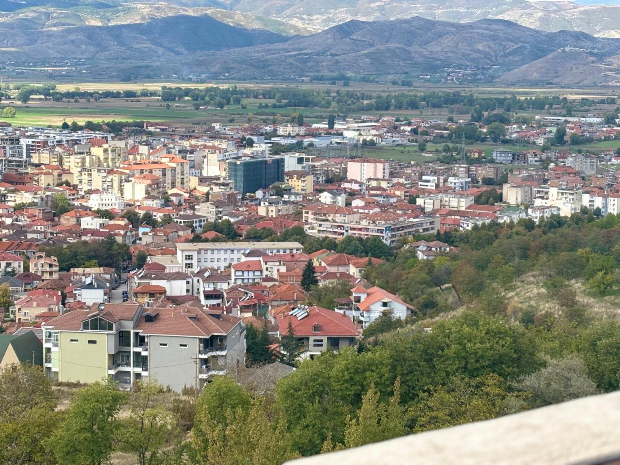 Hotel Kristal Korce Exterior photo